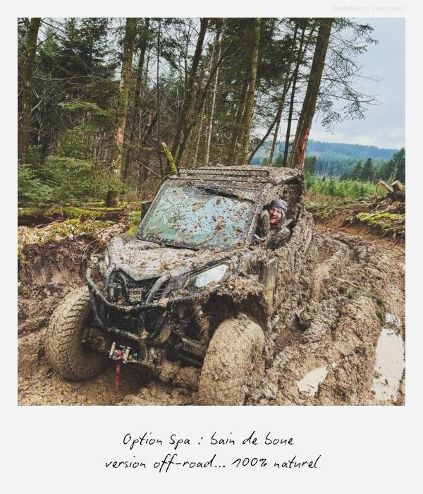 Polaroid passage ultra gras en SSV : "Option Spa : bain de boue version off-road... 100% naturel"