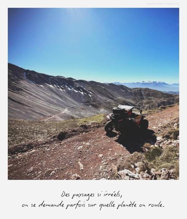 Polaroid séjour en Grèce : "Des paysages si irréels, on se demande parfois sur quelle planète on roule."