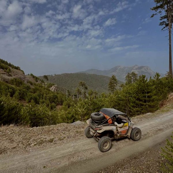 Paysage sauvage en Grèce sur le séjour quad guidé dans le Péloponnèse